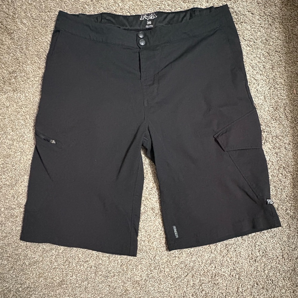 Fox Men's Black Cargo Shorts